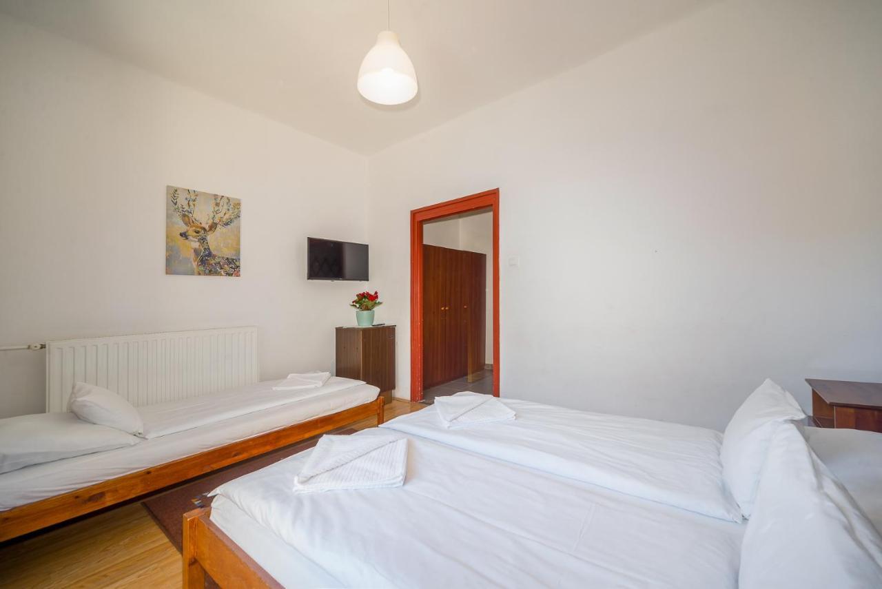 Lipicai Hotel Es Etterem Szilvásvárad Екстериор снимка