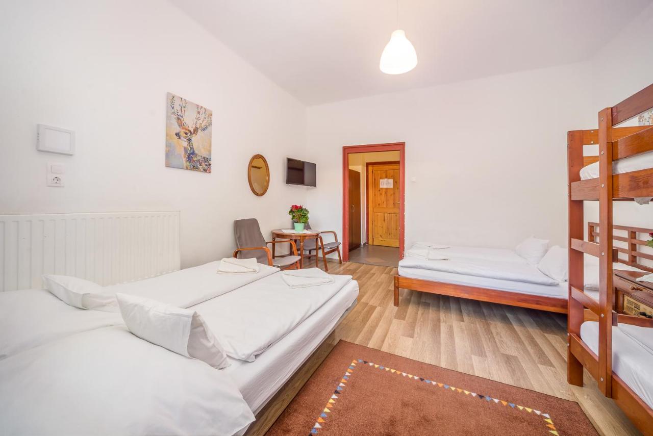 Lipicai Hotel Es Etterem Szilvásvárad Екстериор снимка