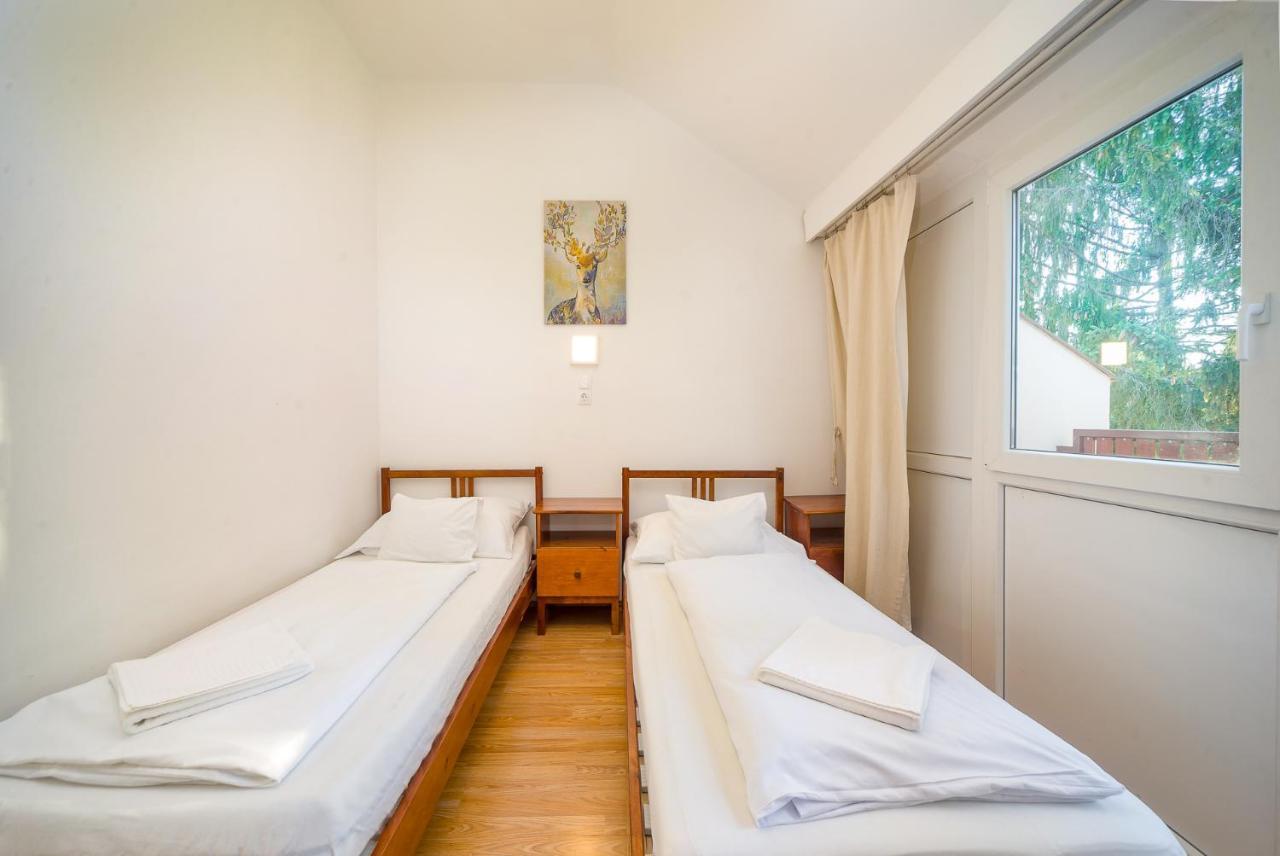 Lipicai Hotel Es Etterem Szilvásvárad Екстериор снимка