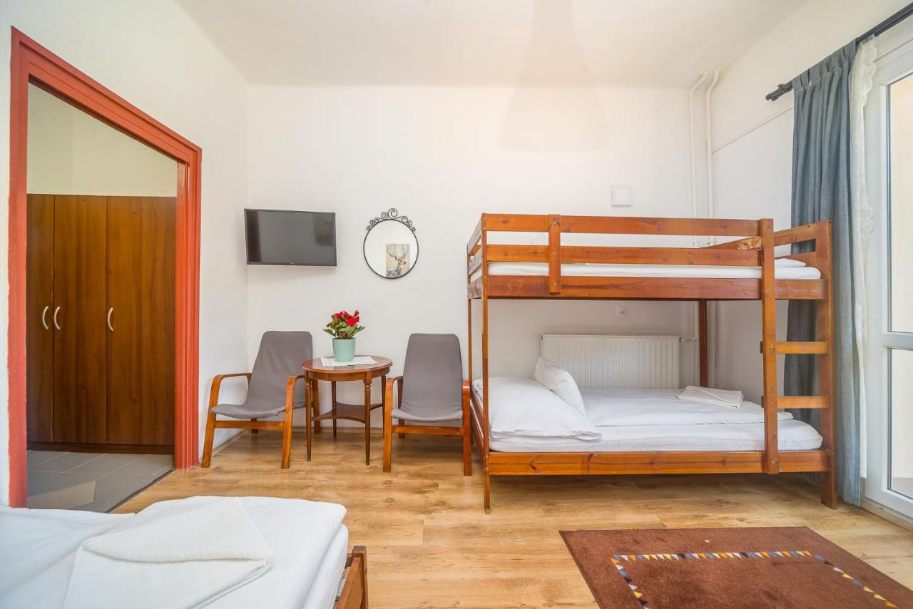 Lipicai Hotel Es Etterem Szilvásvárad Екстериор снимка