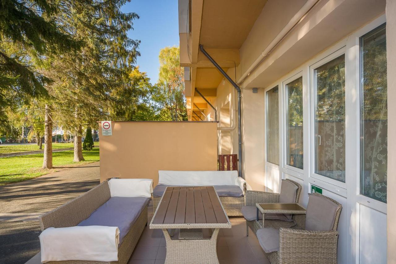 Lipicai Hotel Es Etterem Szilvásvárad Екстериор снимка