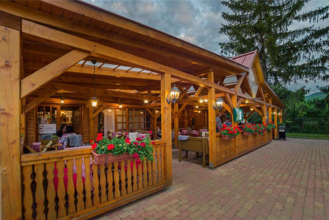 Lipicai Hotel Es Etterem Szilvásvárad Екстериор снимка