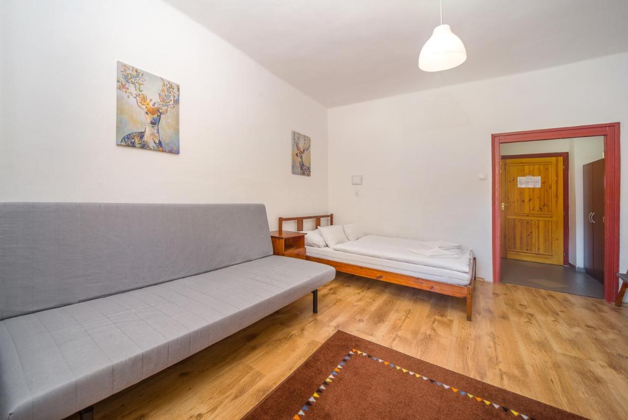 Lipicai Hotel Es Etterem Szilvásvárad Екстериор снимка