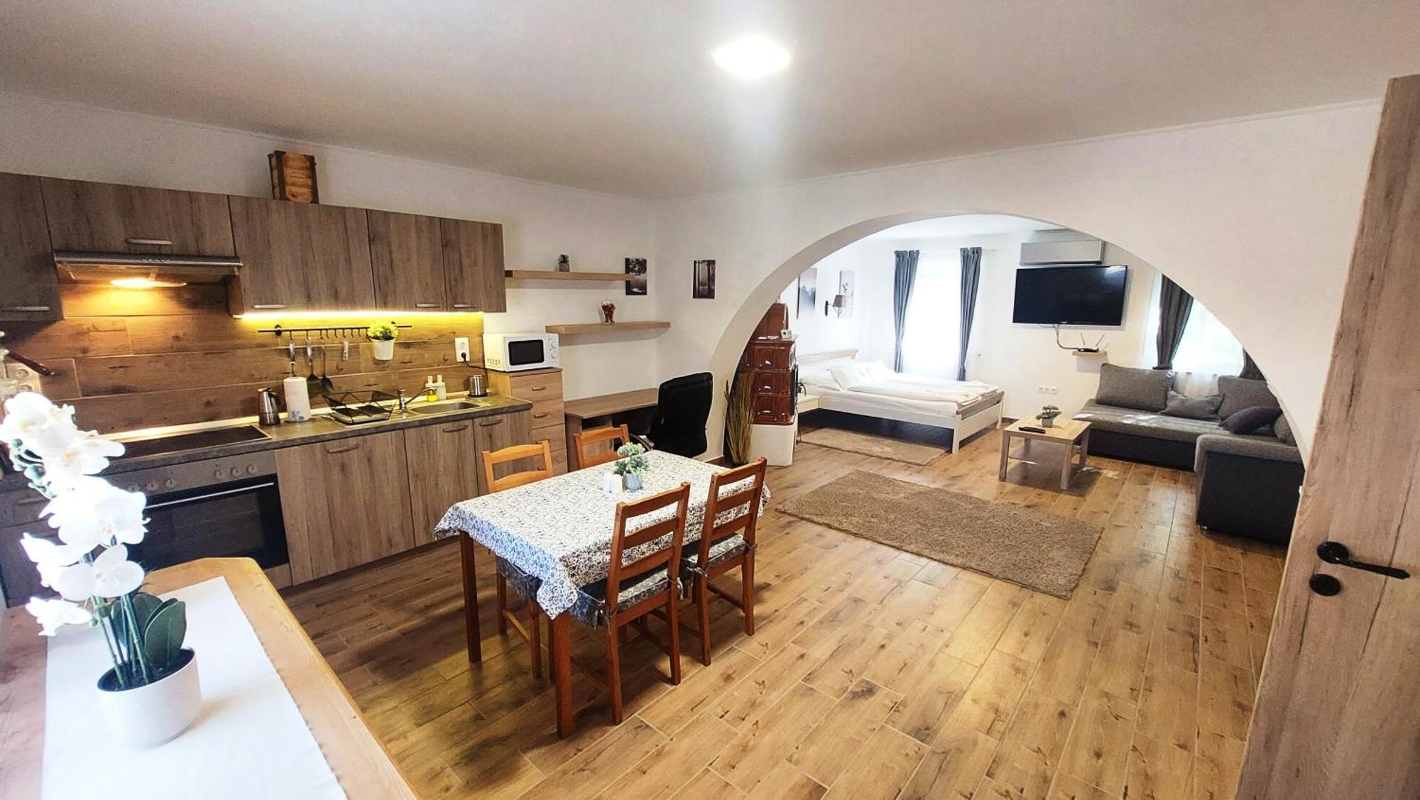 Lipicai Hotel Es Etterem Szilvásvárad Екстериор снимка